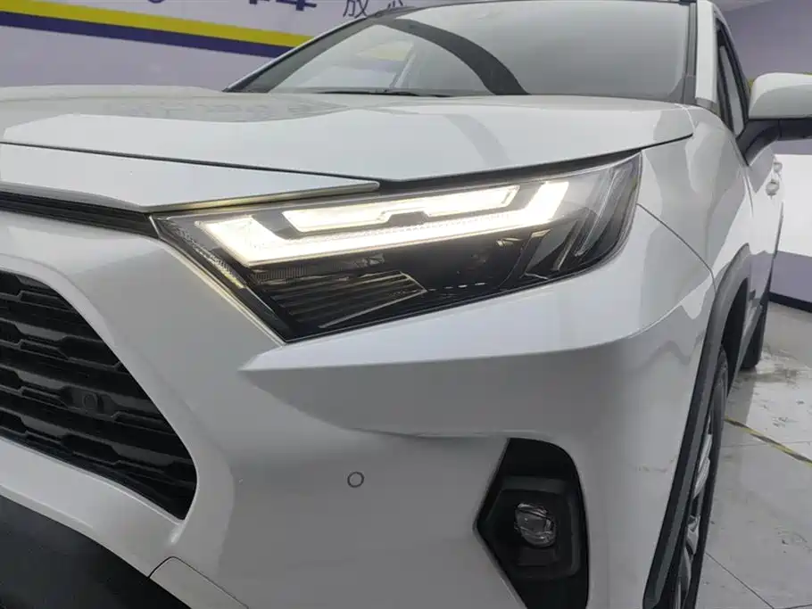 Toyota RAV4 Rongfang 2022 2.0L CVT 2WD Trend Plus Edition фото 5