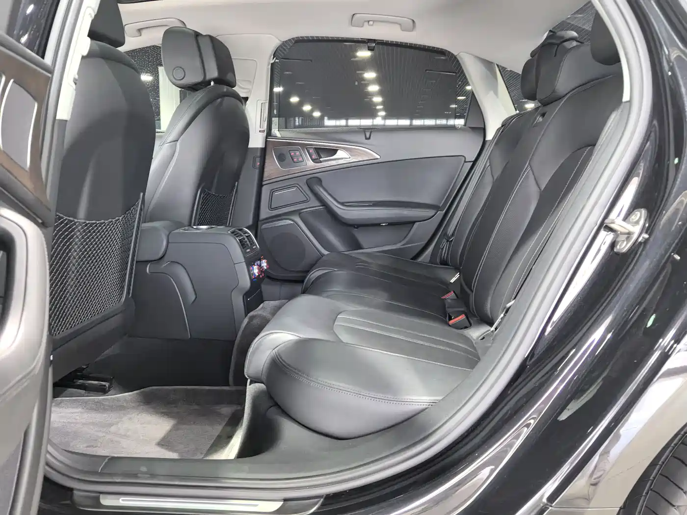 Audi A6L 2014 50 TFSI quattro Luxury фото 17