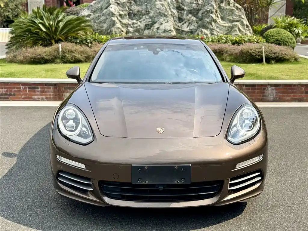 Porsche Panamera 2014 Panamera 4 Executive 3.0T фото 2