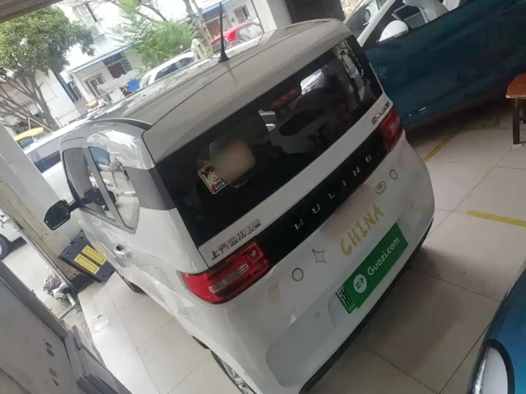 Фото 5 - Wuling Motors Hongguang MINIEV