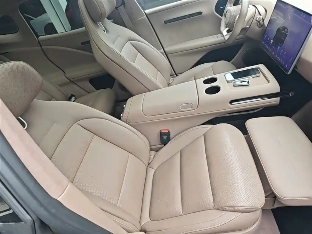 Avatr 07 2026 Ultra Extended Range AWD фото 25