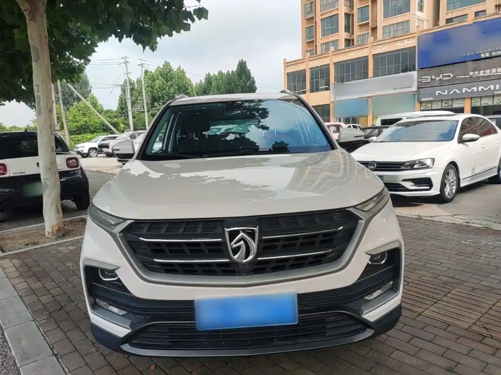 Baojun 530 2019 2019 1.5T Manual Elite 7-Seater China VI