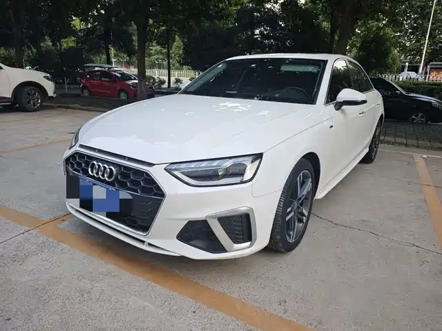 Audi A4L 2020