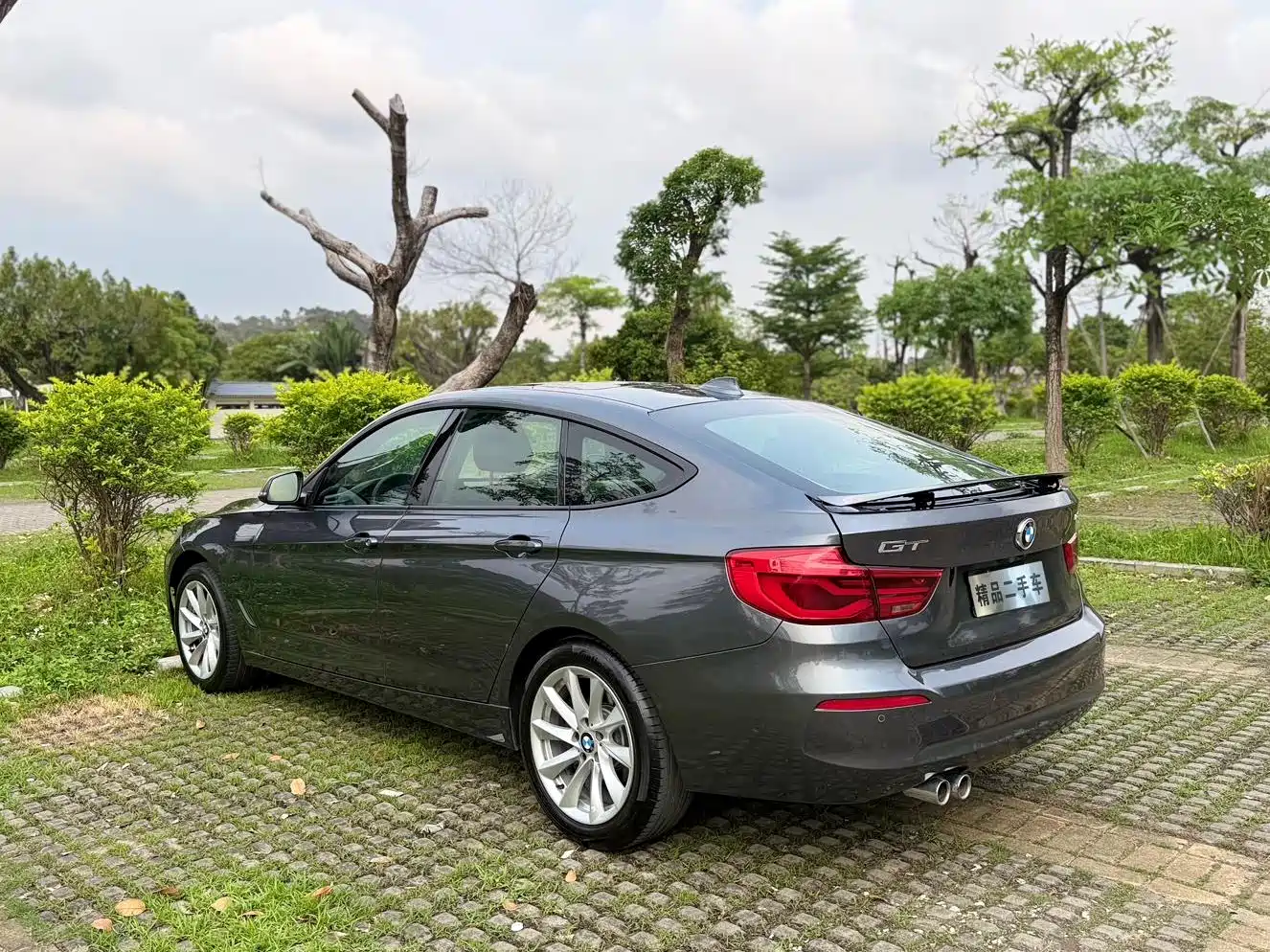 BMW 3 Series GT 2019 320i Fashion Model фото 7
