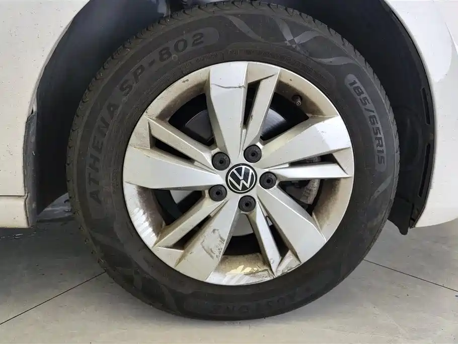 Volkswagen Polo 2021 Plus 1.5L Automatic Panorama Enjoyment Edition фото 6