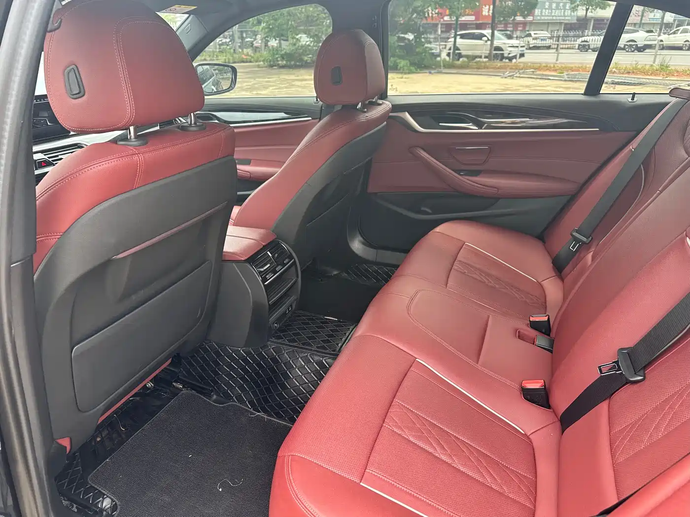 BMW 5 Series 2022 525Li M Sport Package фото 4