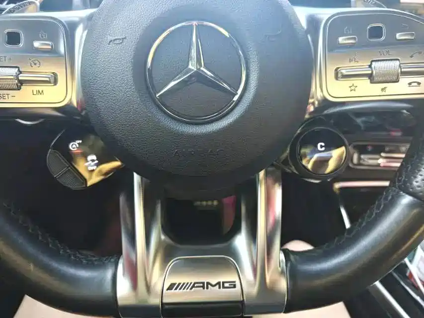 Mercedes-Benz A-Class AMG 2020 AMG A 35 L 4MATIC фото 5
