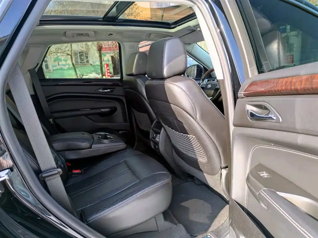 Cadillac SRX 2012 3.0L Luxury Model фото 11