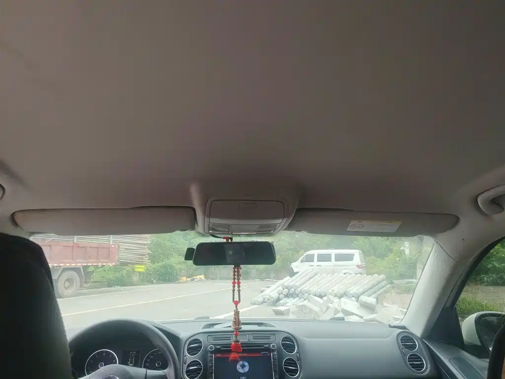 Volkswagen Tiguan 2016 Model 300TSI Automatic 2WD Trend Edition фото 9