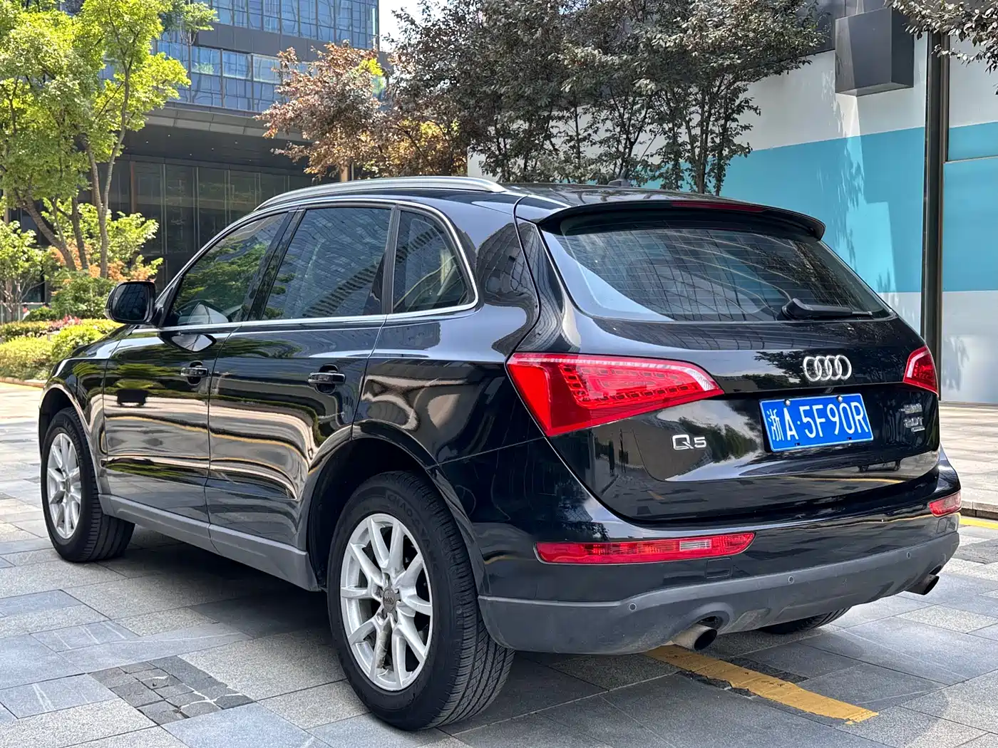 Audi Q5 2012 2.0TFSI Luxury фото 6