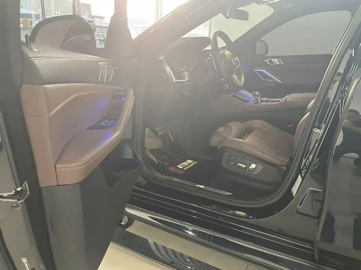 BMW X6 2023 2022 Facelift xDrive40i M Sport Package
