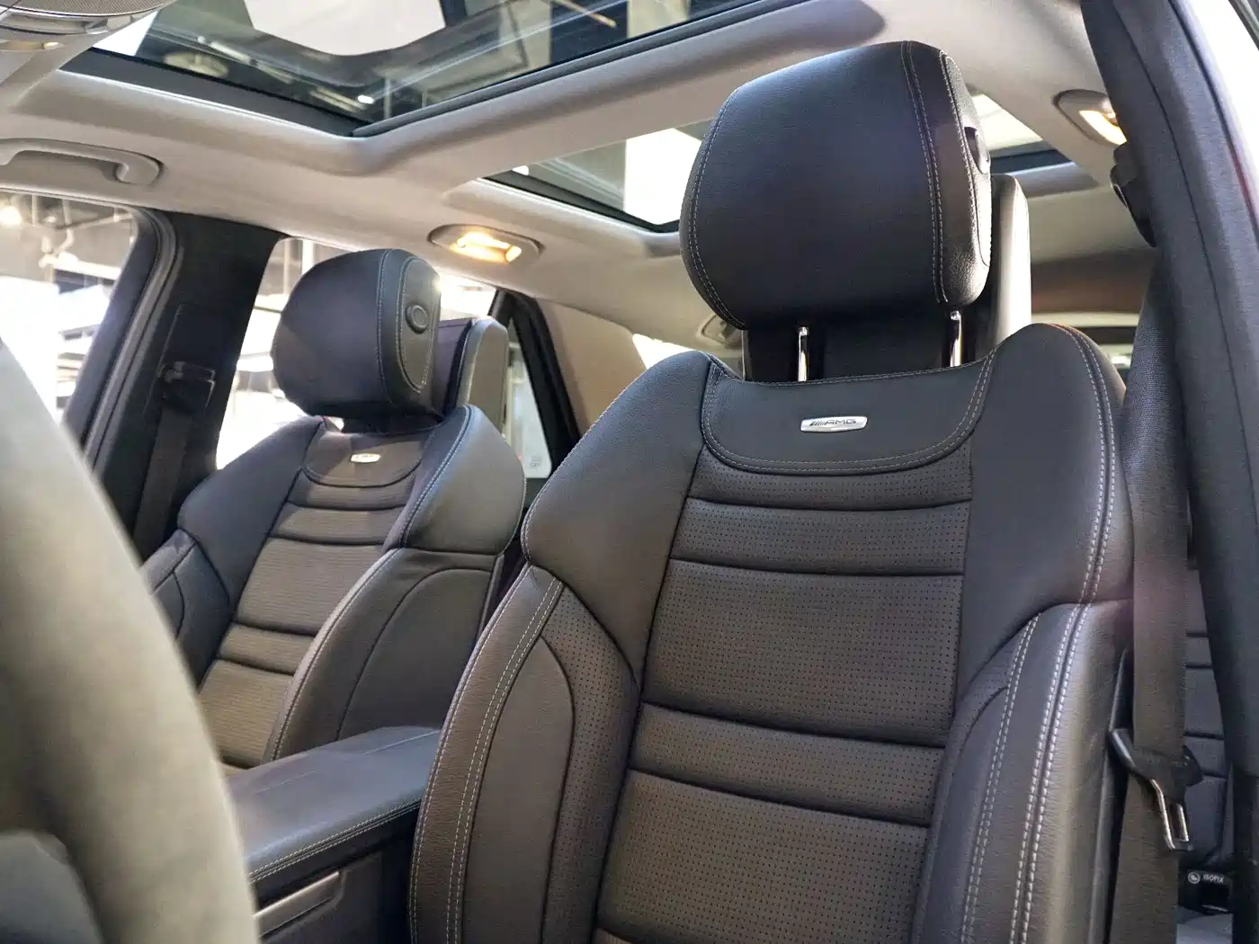 Mercedes-Benz M-Class AMG 2012 AMG ML 63 фото 9