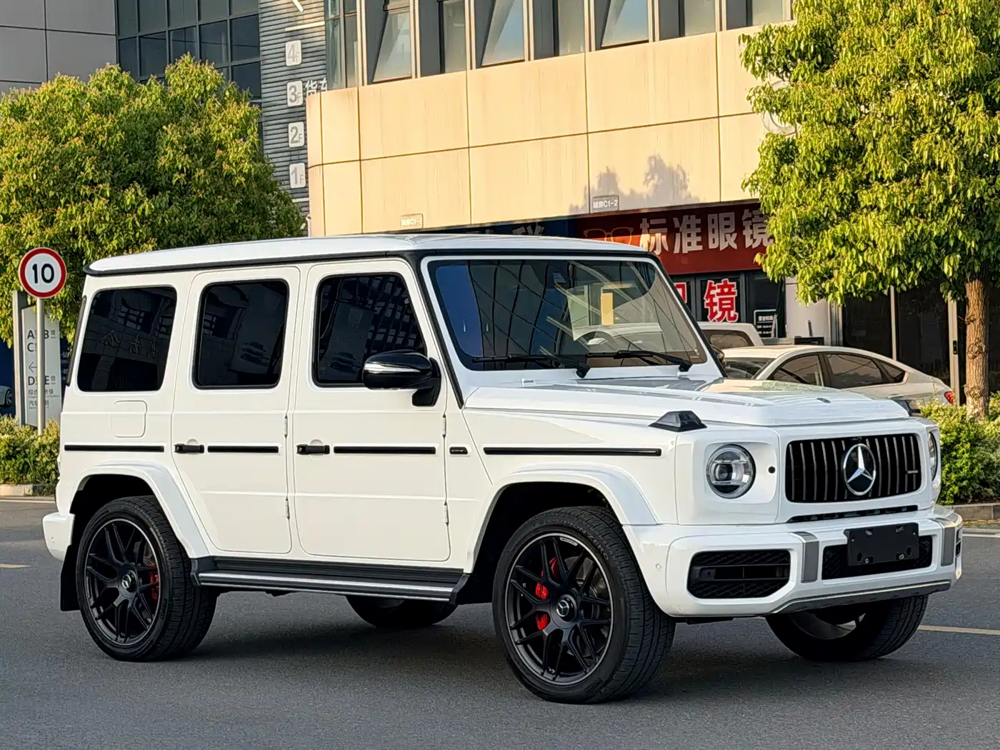 Mercedes-Benz G-Class AMG 2022 AMG G 63 фото 2