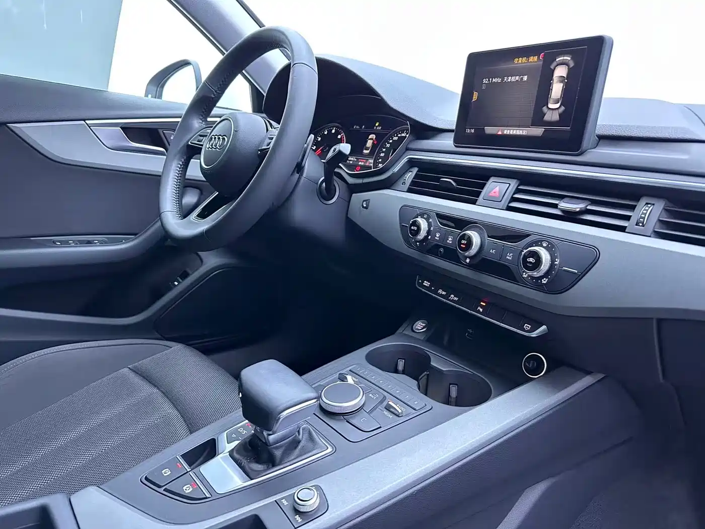 Audi A4L 2019 40 TFSI Progressive (China V) фото 10