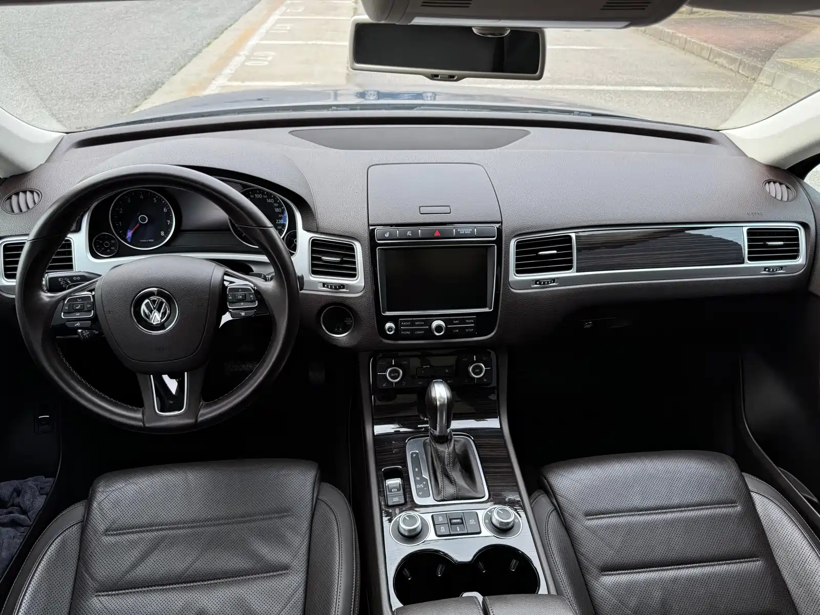 Фото 18 - Volkswagen Touareg