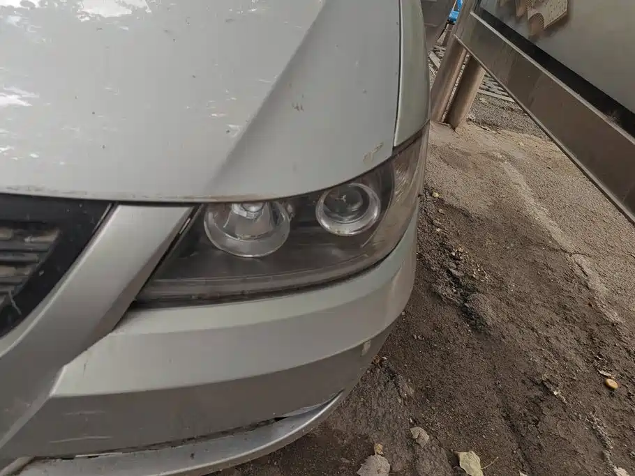 Lifan 620 2016 2012 1.5L Manual Flagship