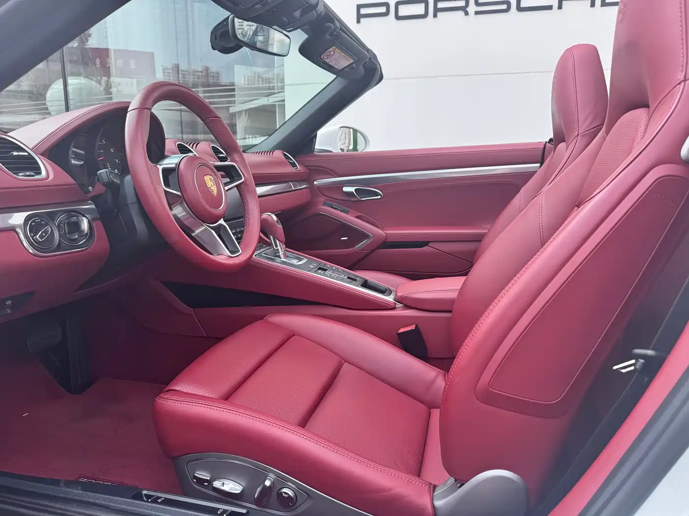 Porsche 718 2022 Boxster 2.0T фото 12