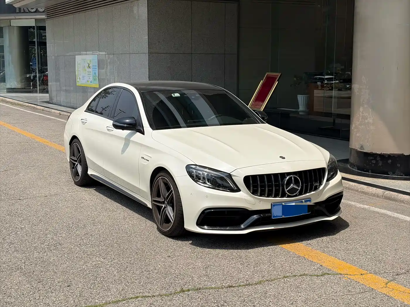 Mercedes-Benz C-Class AMG 2019 AMG C 63 фото 4