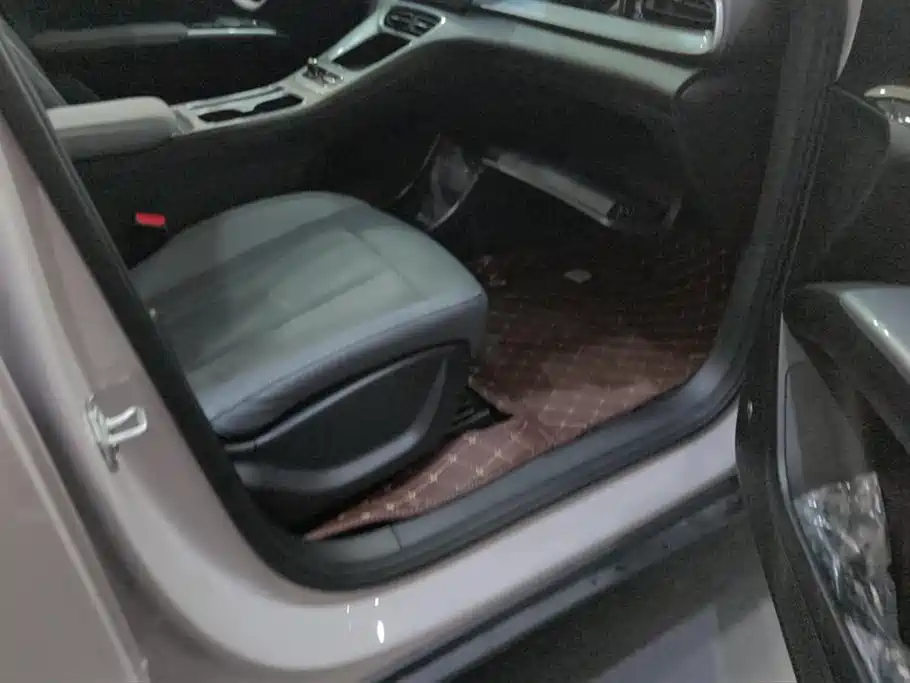 Geely Galaxy Starry Wish 2026 Edition 310km Youth Version фото 8