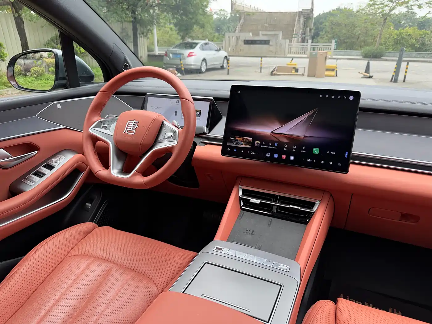 BYD Tang L 2025 DM 175KM Drone Player Edition фото 17