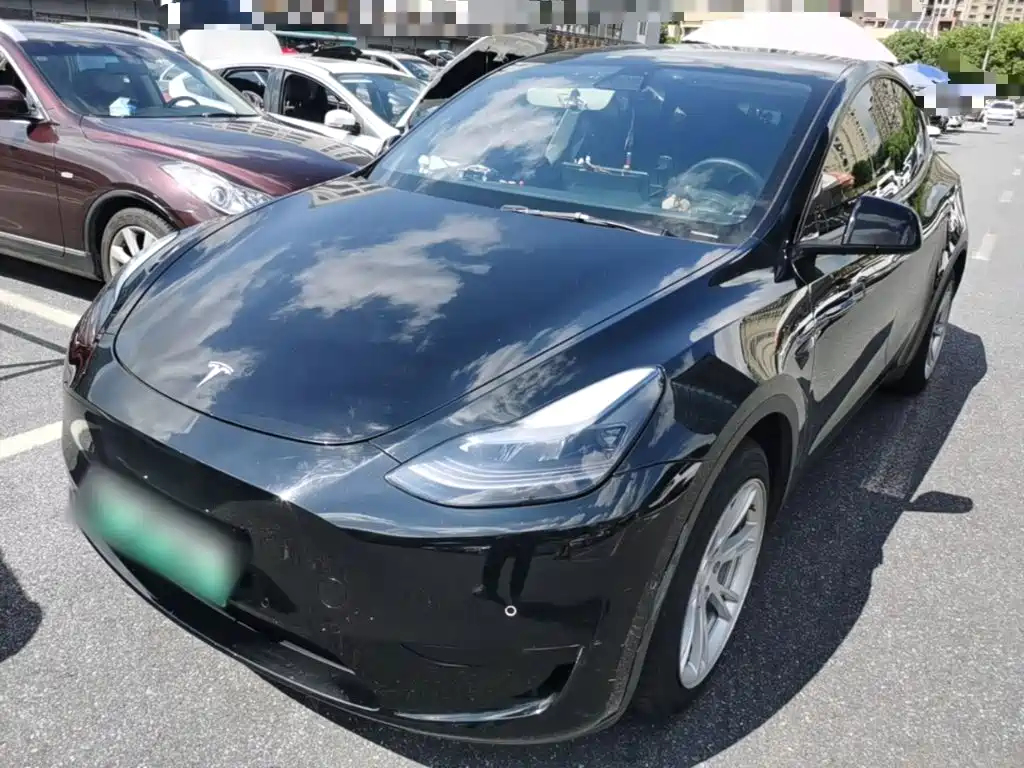 Tesla Model Y 2022