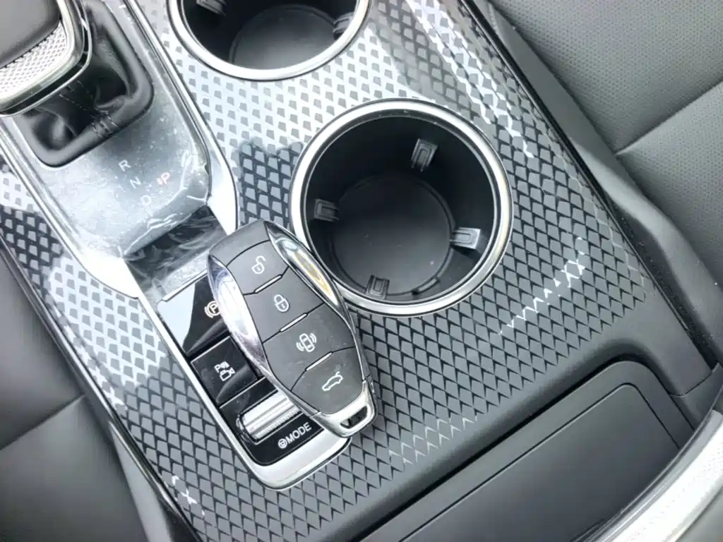 Hongqi HS3 PHEV 2026 2025 PHEV 117km Power PLUS Edition