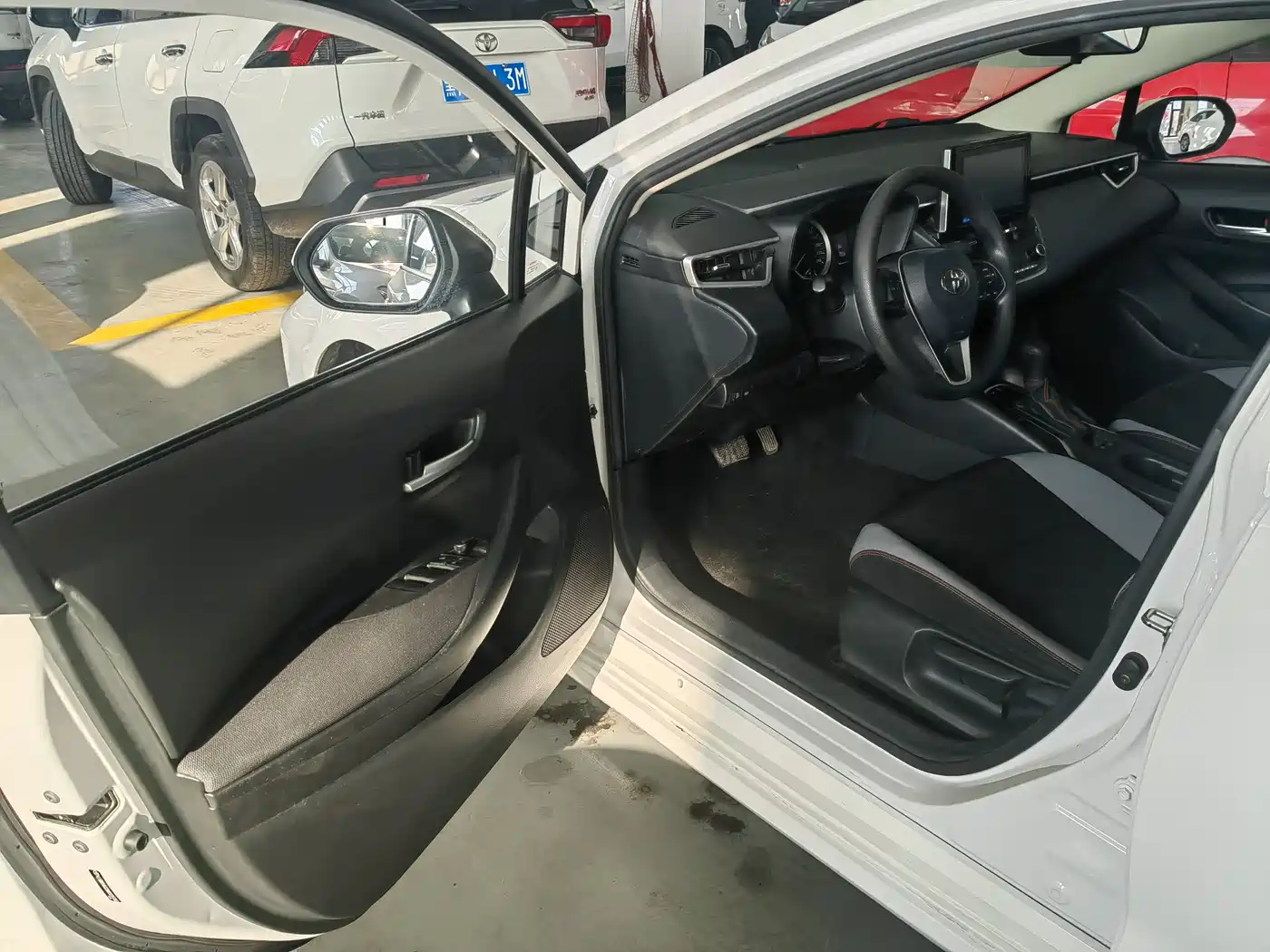 Toyota Corolla 2021 1.2T S-CVT Elite PLUS Edition фото 9