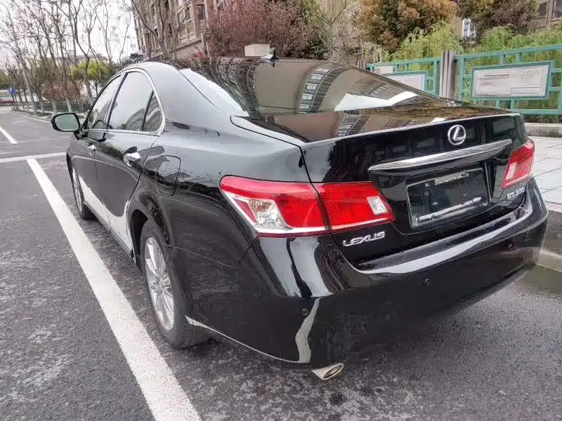 Lexus ES 2010 350 Luxury Edition фото 7