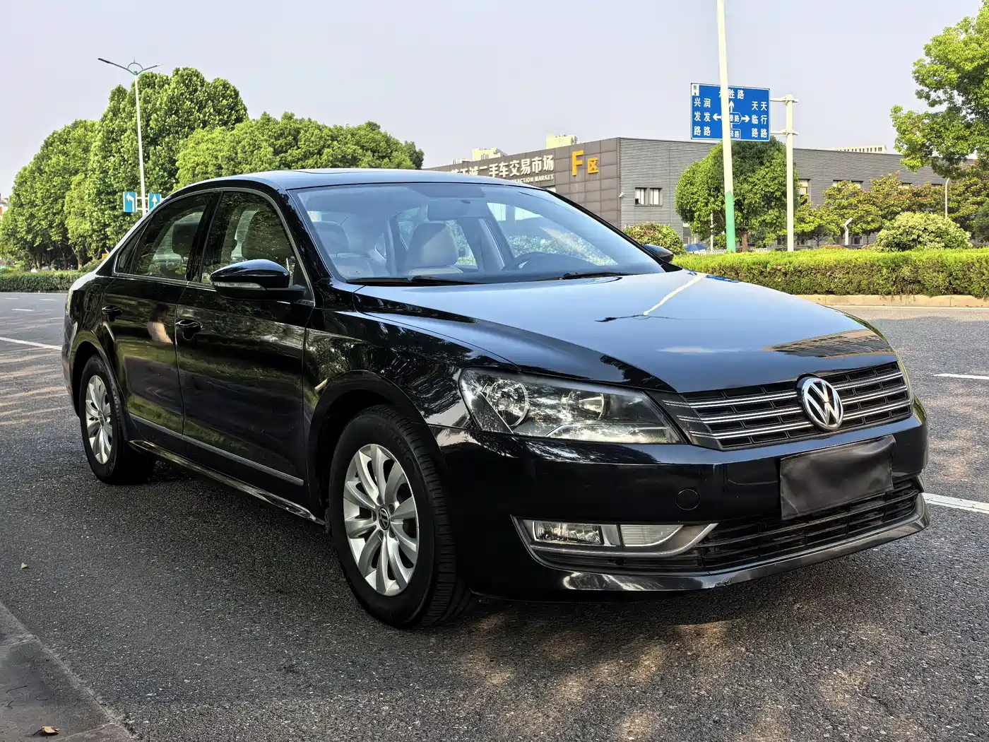 Volkswagen Passat 2013 1.8TSI DSG Government Procurement Edition фото 3