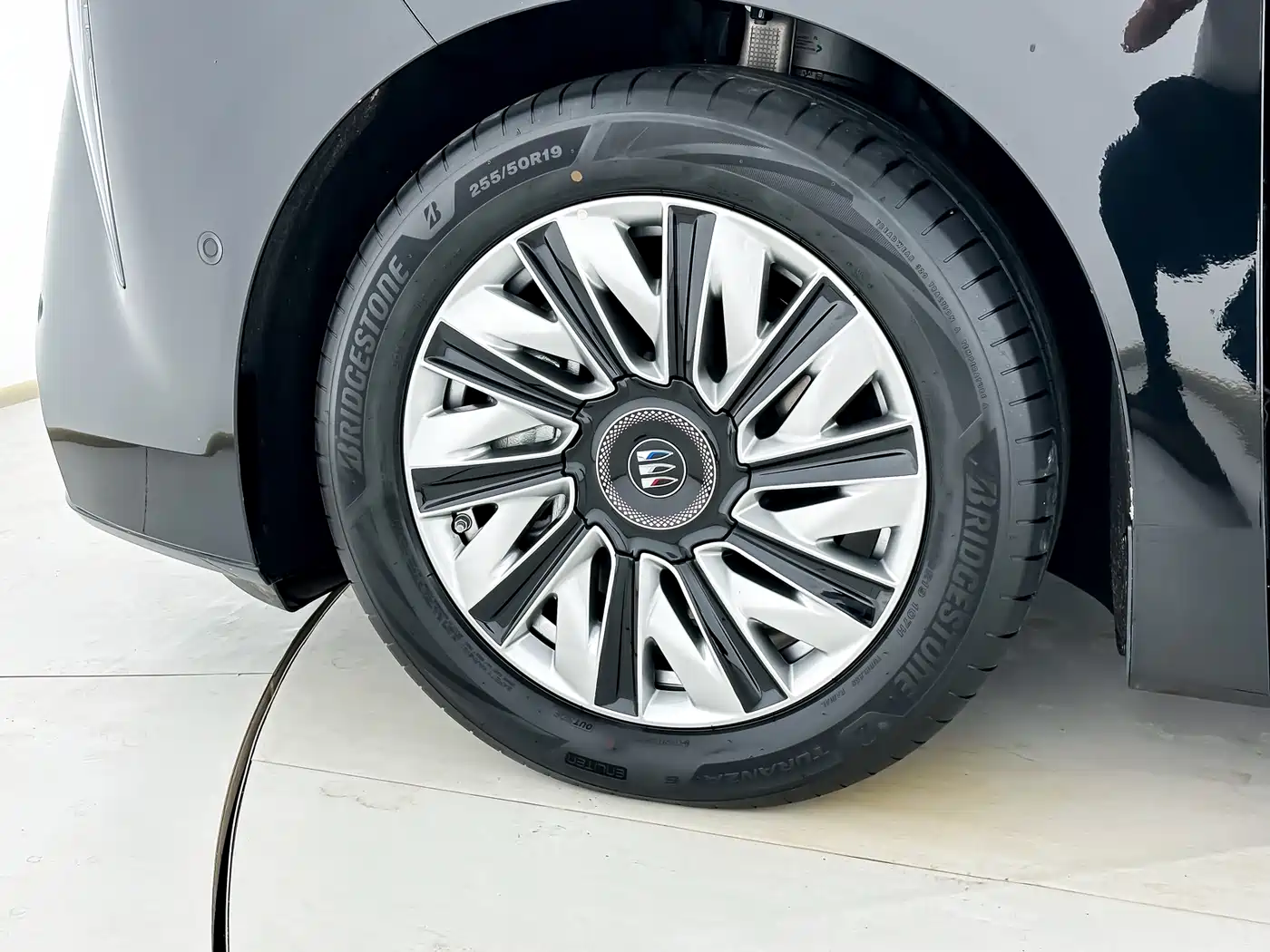 Buick Zhijing Shijia 2026 Model PHEV Base Version фото 5