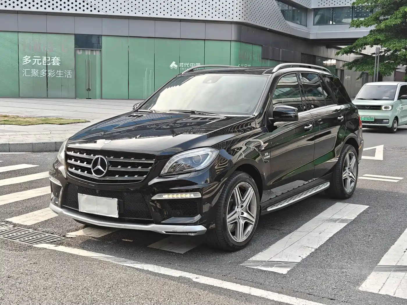 Mercedes-Benz M-Class AMG 2014 AMG ML 63