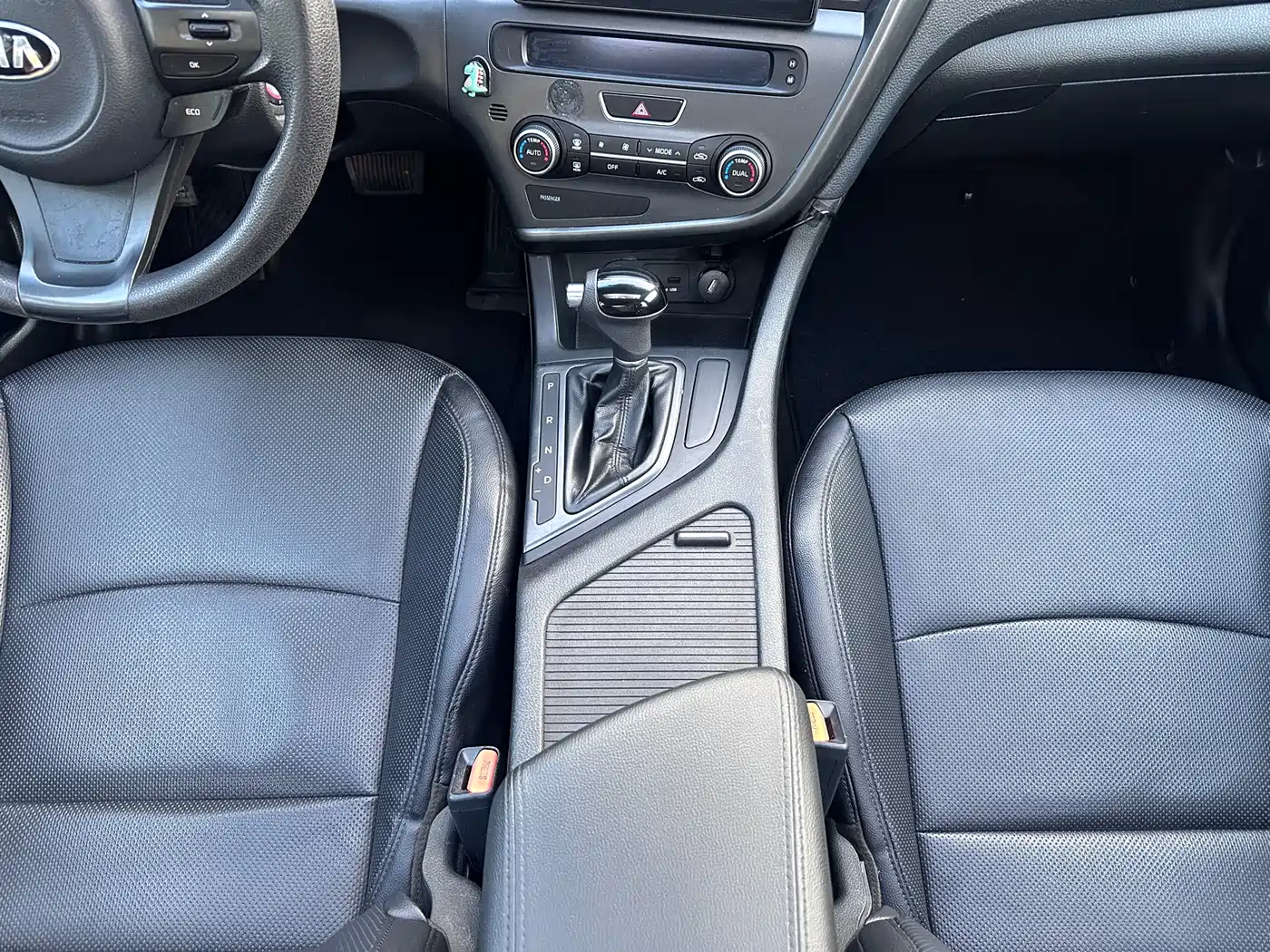 Kia K5 2015 2.0L Automatic GLS фото 16