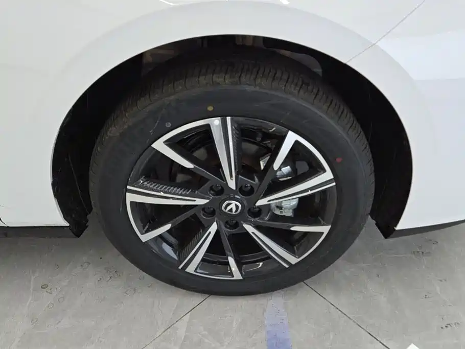 Changan Eado 2026 2025 Blue Whale 1.5T 500Bar Premium