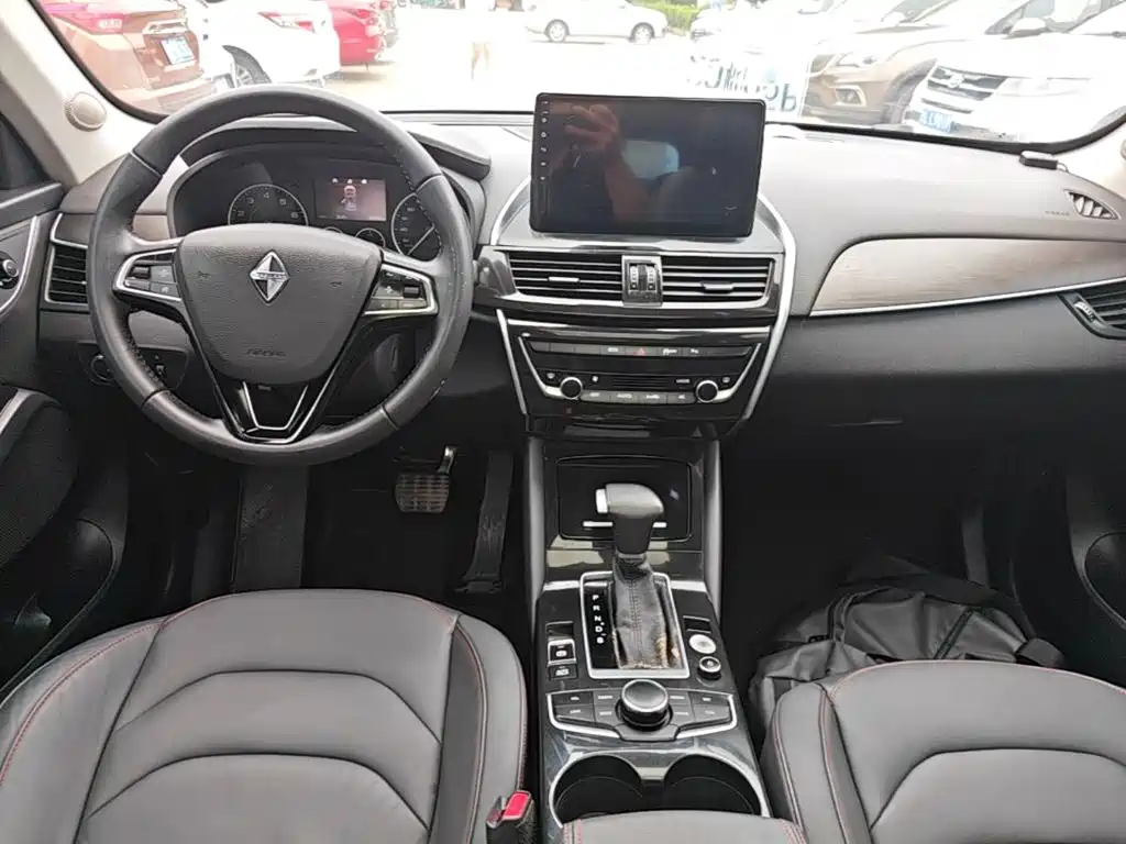 Borgward BX5 2017 2017 25TGDI Automatic 2WD Sharp Edition