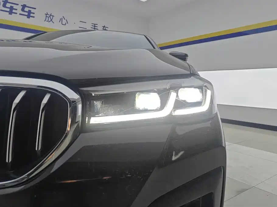 BMW 5 Series 2022 Model Second Facelift 525Li M Sport Package фото 5