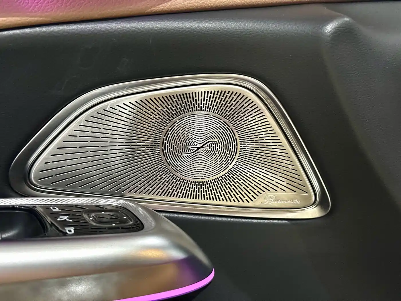 Mercedes-Benz E-Class 2025 E 300 L Luxury фото 17
