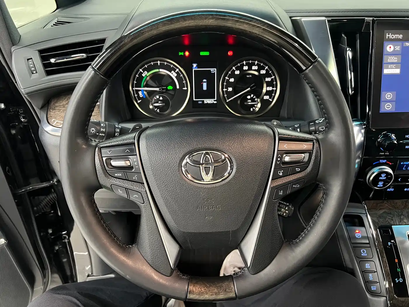 Toyota Vellfire 2023 Crown Hybrid 2.5L HV Ultimate фото 20
