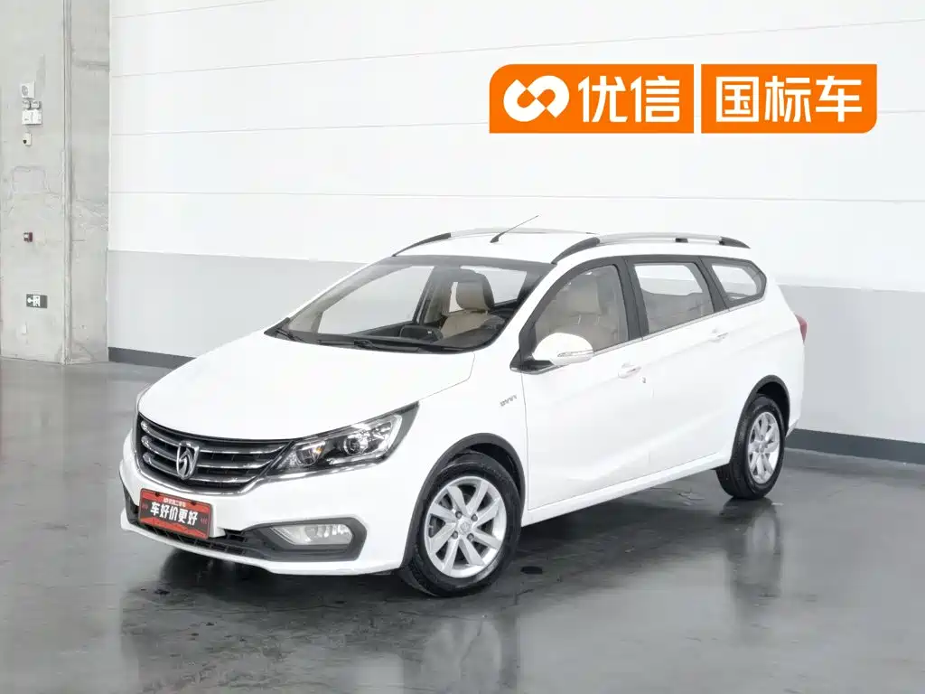 Baojun 310W 2018 2017 1.5L Manual Fashion Edition (China V)