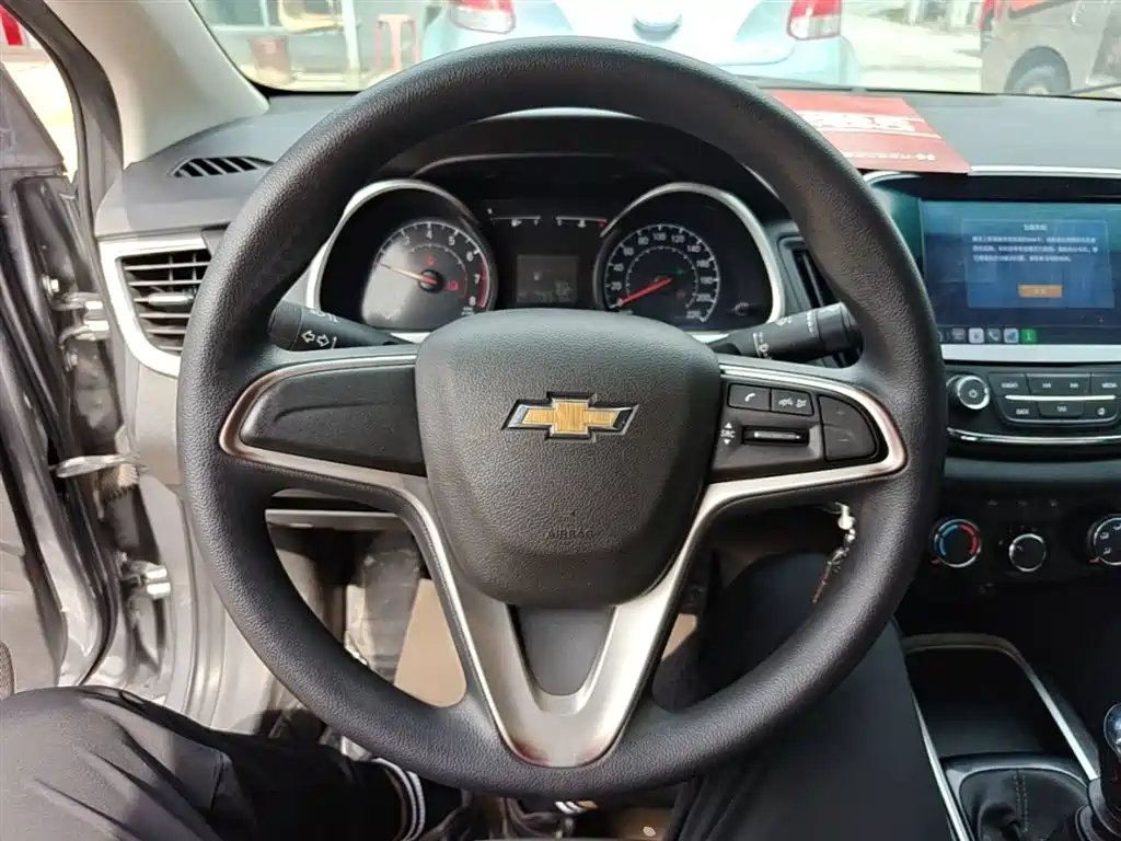 Chevrolet Monza 2019 320T Manual Joy Edition China VI фото 11
