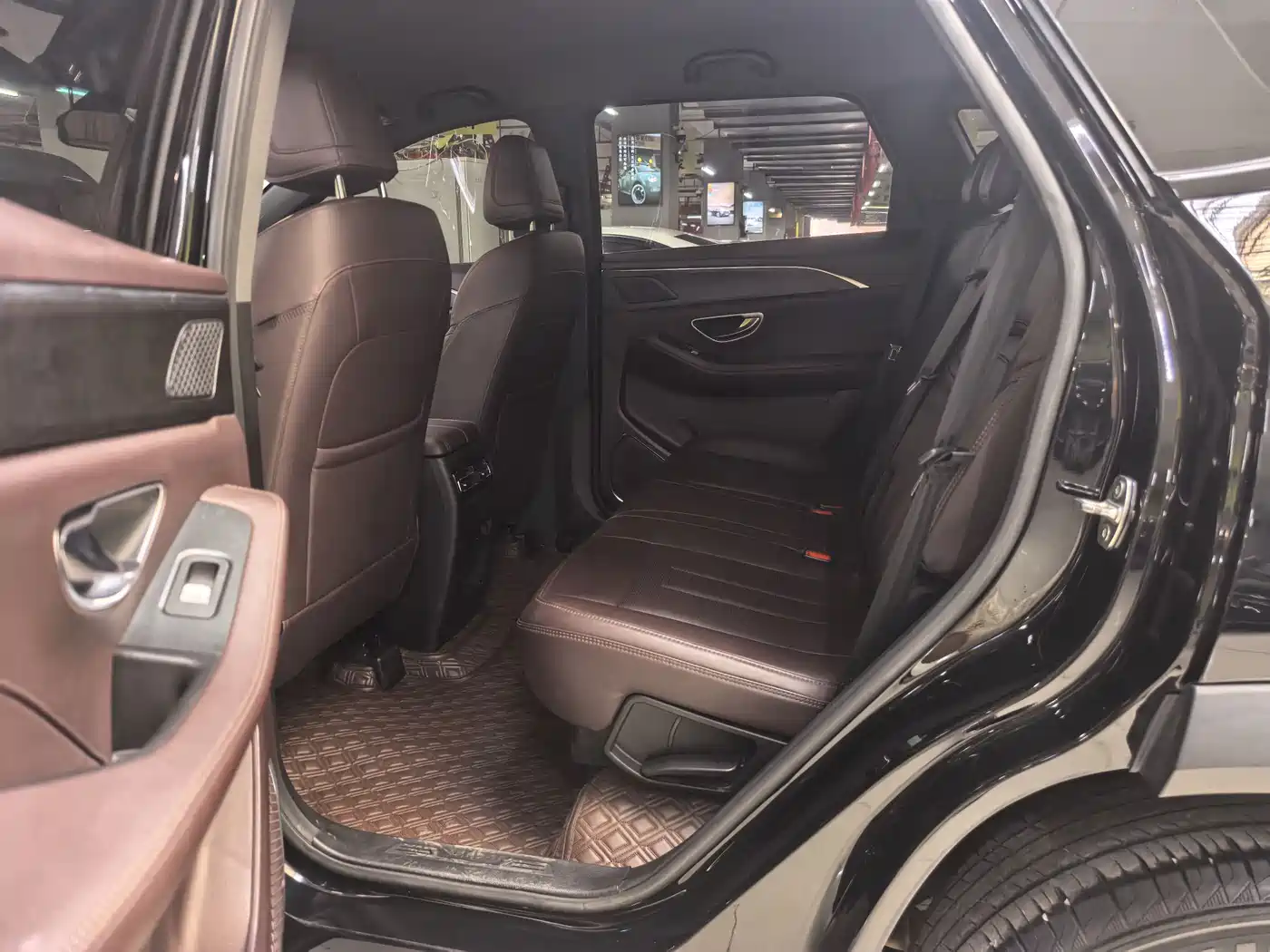 Jetour X90 2022 2022 Zilong 2.0T DCT Tiger Edition 7-Seater