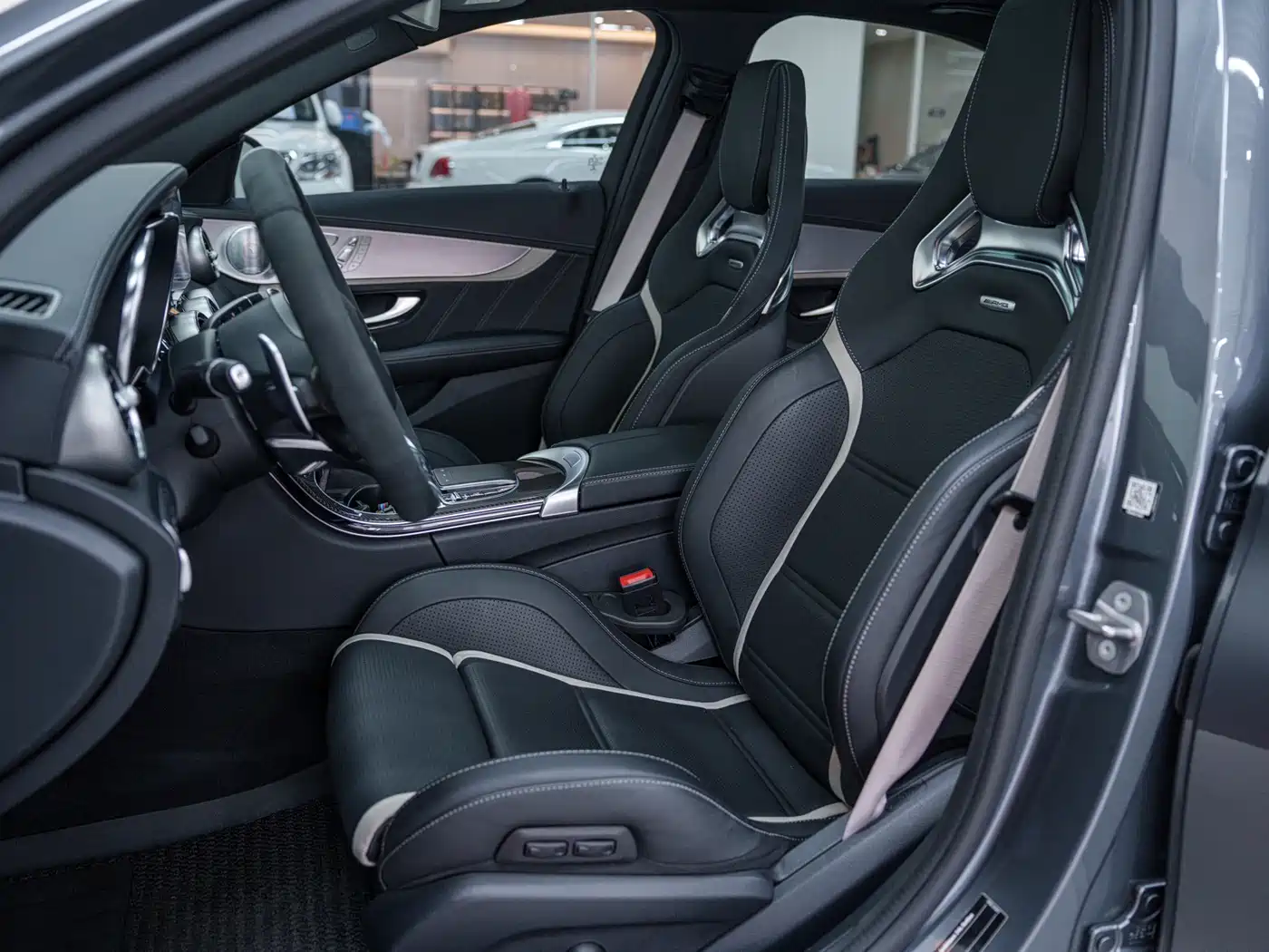 MERCEDES-BENZ C CLASS AMG