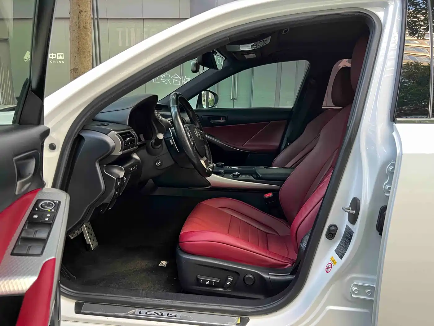 Lexus IS 2018 2017 300 F SPORT
