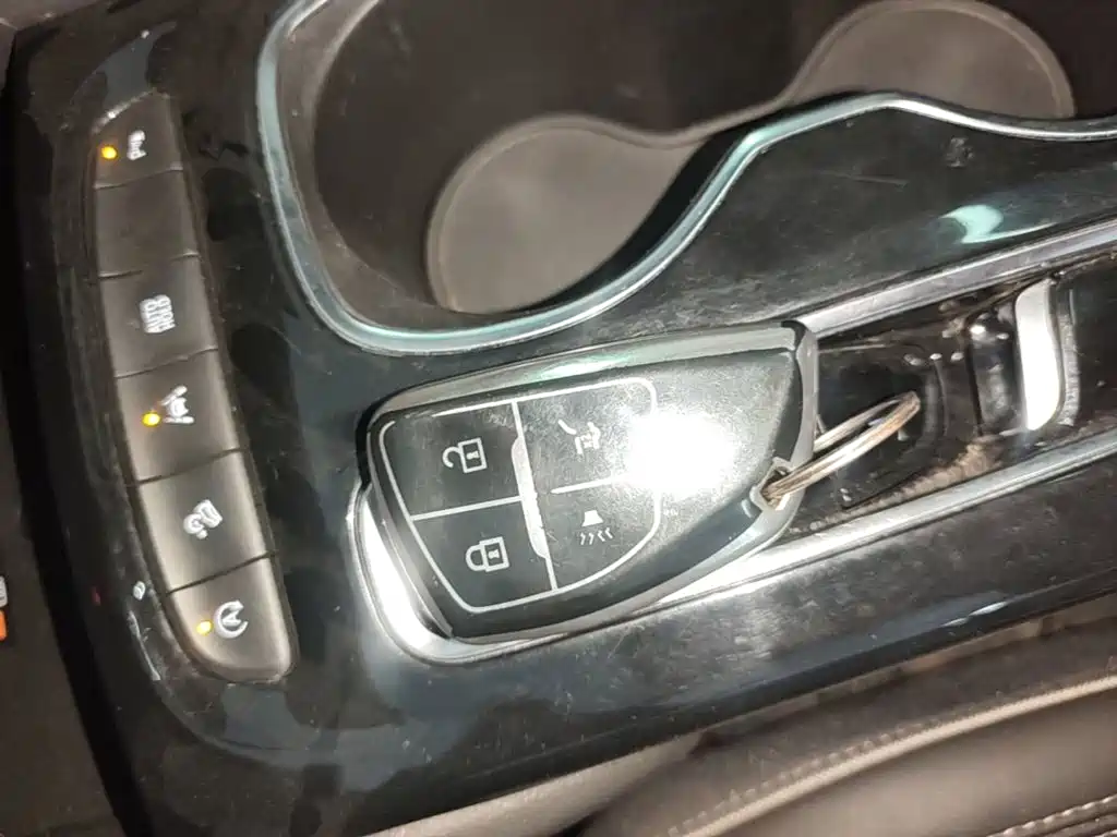 Фото 9 - Buick Envision Plus