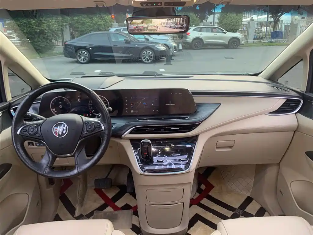 BUICK GL8