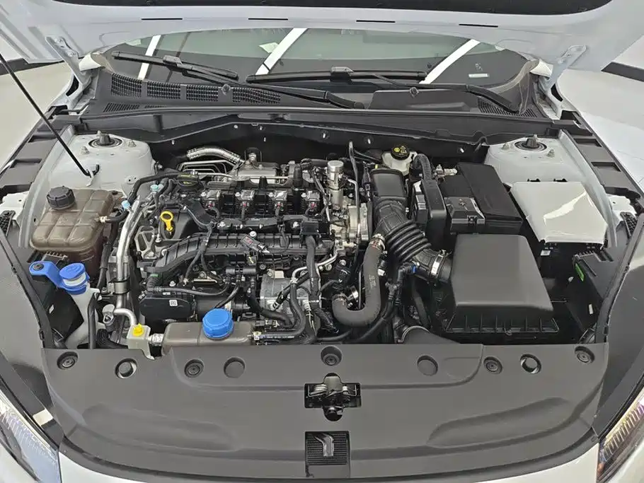 Changan Eado 2026 2025 Blue Whale 1.5T 500Bar Premium