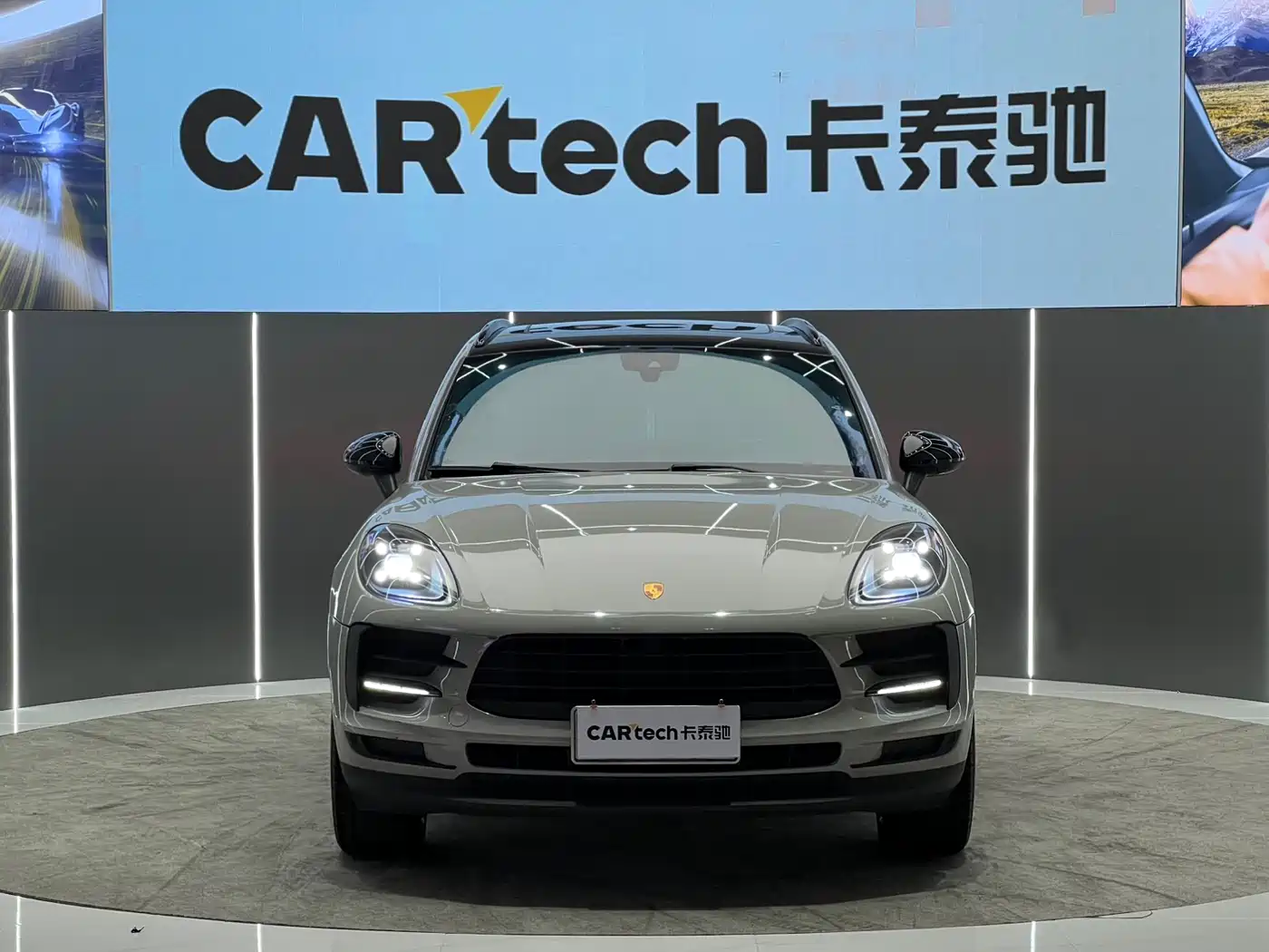 Porsche Macan 2018 Macan 2.0T фото 2