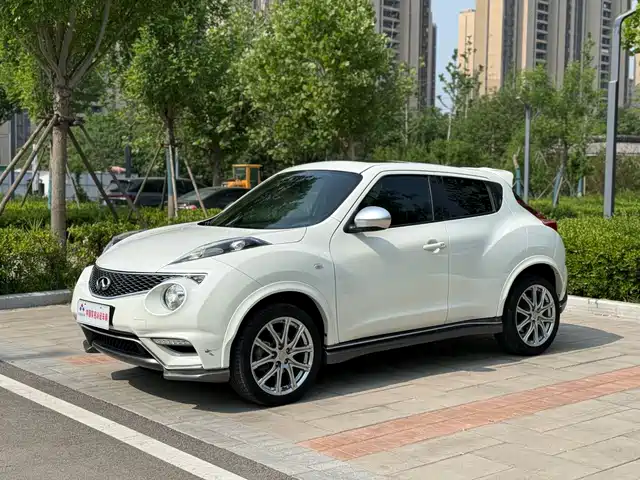  Infiniti Infiniti ESQ 2014 1.6L Free Edition