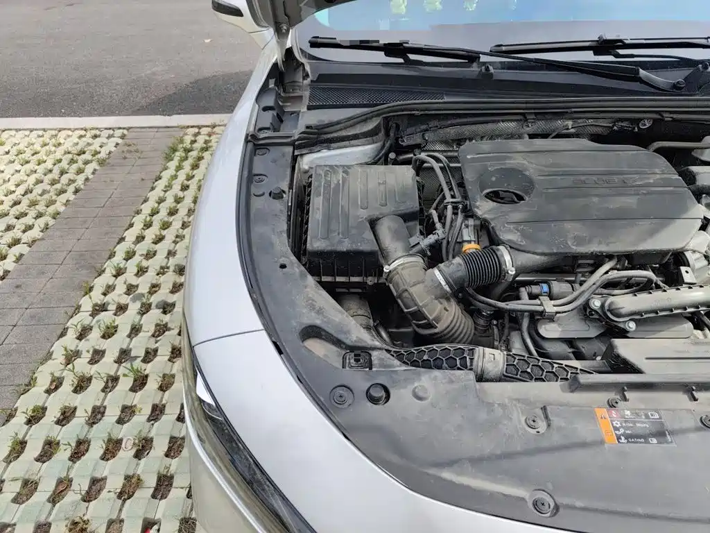 Roewe D7 2025 2025 DMH 125km World Champion Edition