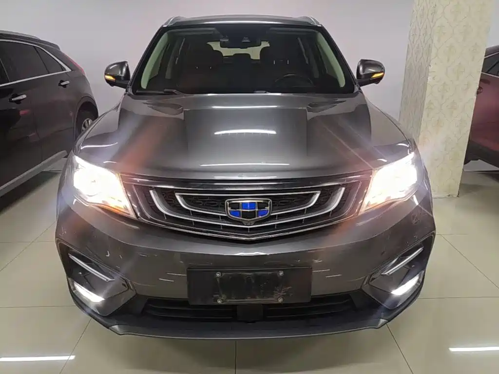 Фото 3 - Geely Boyue