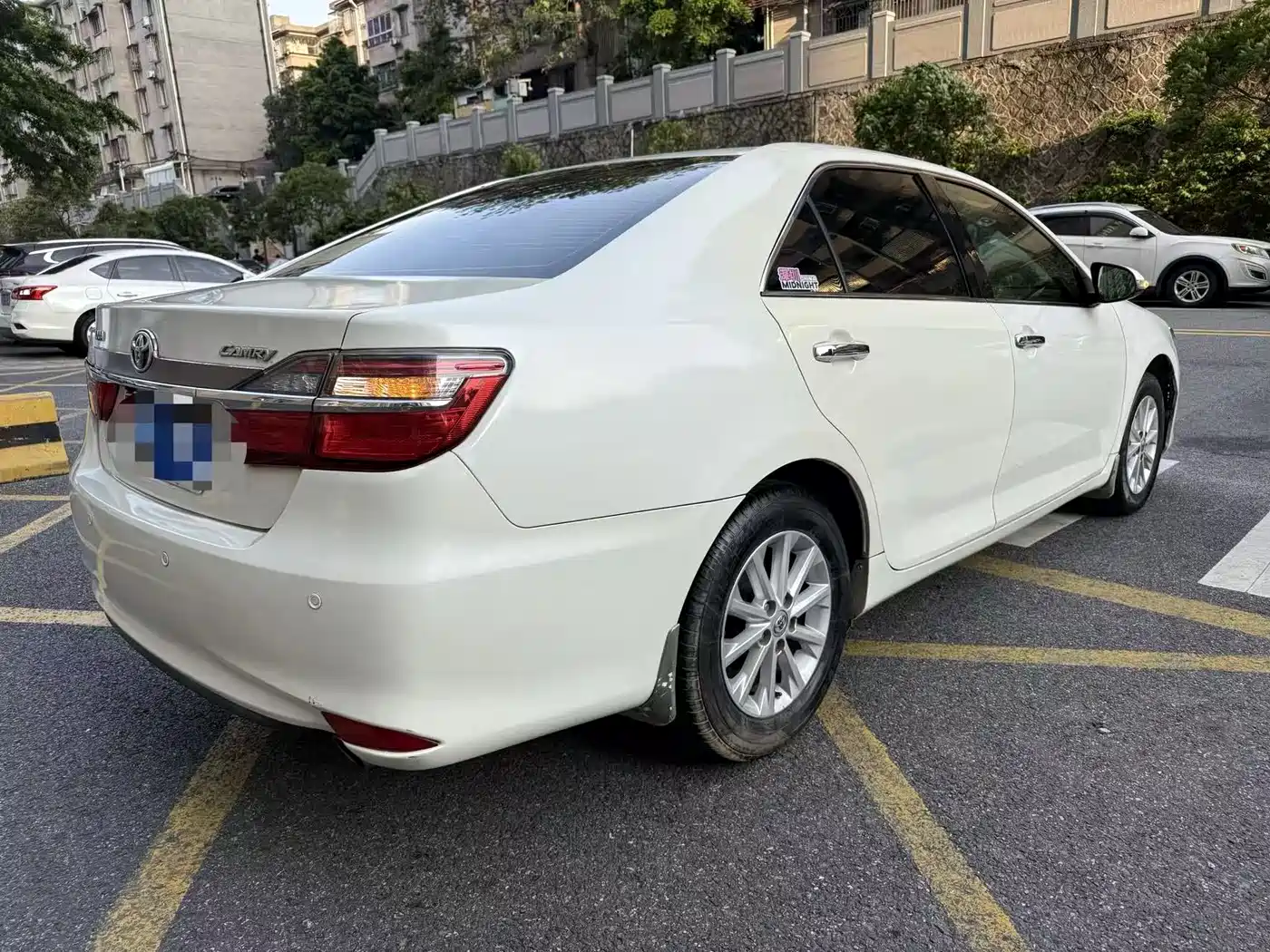Toyota Camry 2016 2.0G 10th Anniversary Luxury Edition фото 2